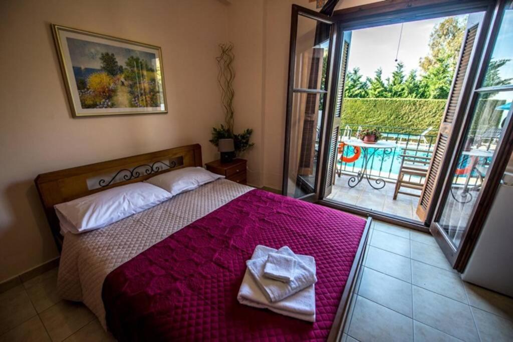 Kelly'S Villa In Stoupa Neokhorion  Buitenkant foto