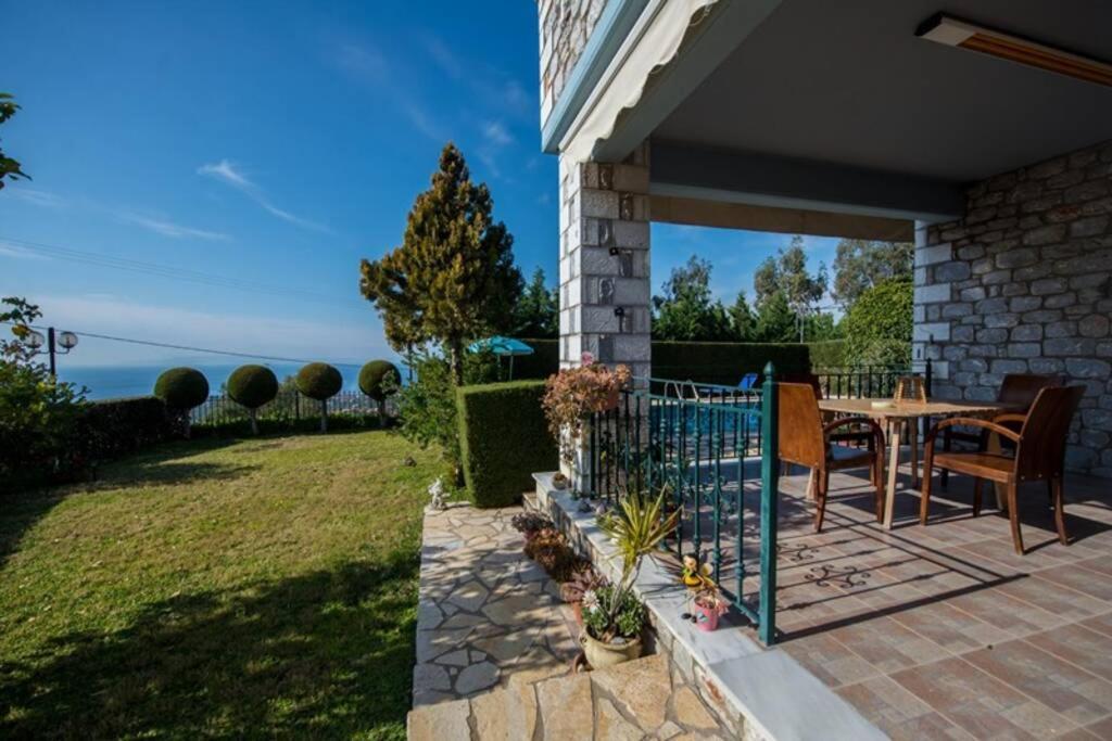 Kelly'S Villa In Stoupa Neokhorion  Buitenkant foto